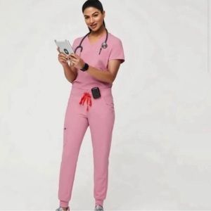 Figs Chalk Pink scrubs set